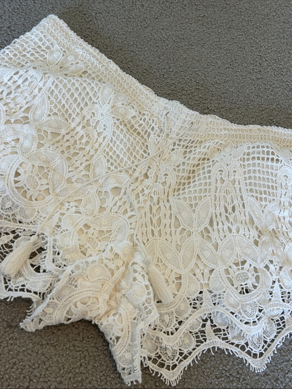 White Crochet Lace Women's Shorts - Picture 3 of 3